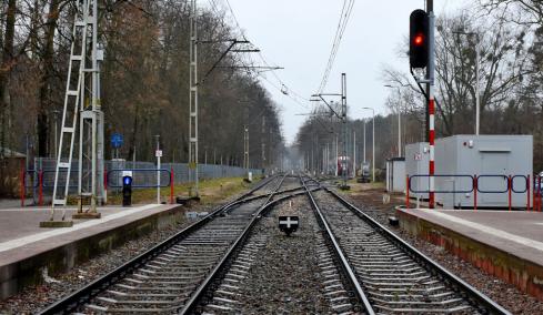 Informacja na temat postępów prac związanych z wymianą rozjazdów i szyn na linii WKD