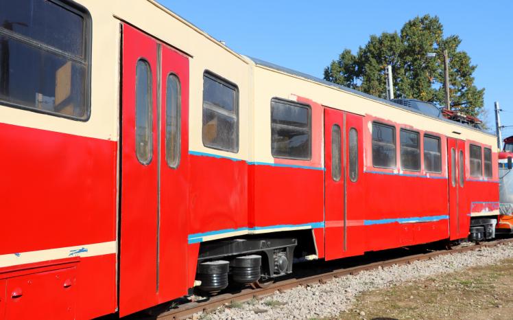 31._pociąg_en94-17_w_trakcie_prac_renowacyjnych