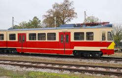 33._pociąg_en94-17_w_trakcie_prac_renowacyjnych