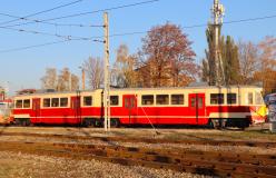 35._pociąg_en94-17_w_trakcie_prac_renowacyjnych