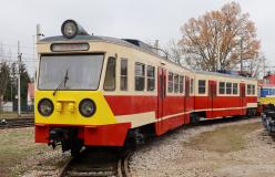 38._pociąg_en94-17_w_trakcie_prac_renowacyjnych