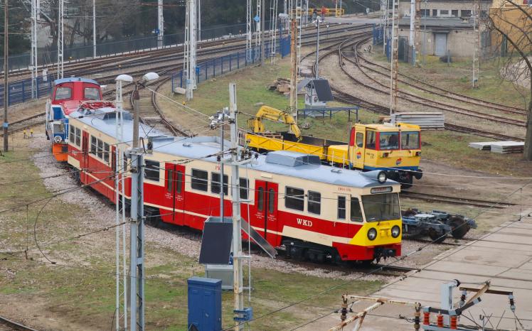 49._pociąg_en94-17_po_zakończeniu_prac_renowacyjnych